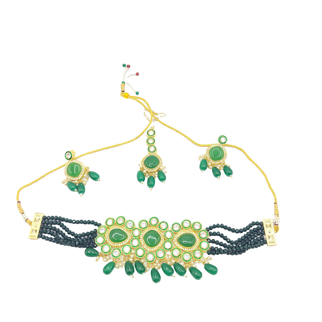 Latest Design Green Natural Stone Choker Jewellery Set with Earrings and Maangtikka