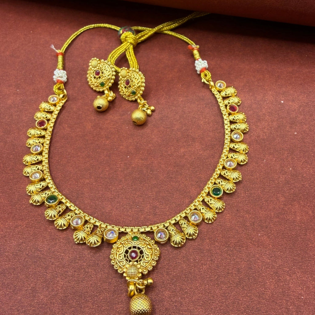 Multicolor Golden necklace set