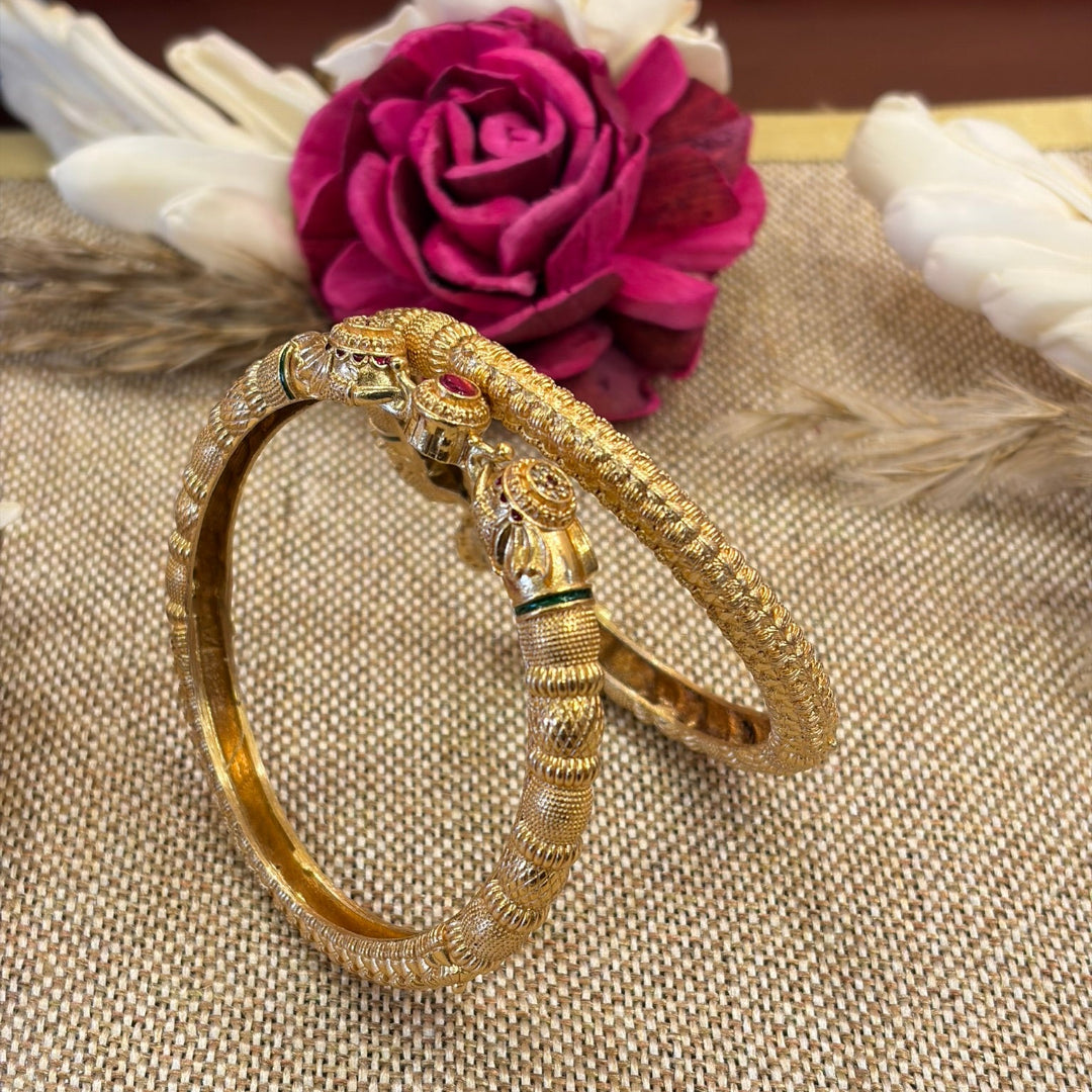 Gold Plated Rajwadi Kada set